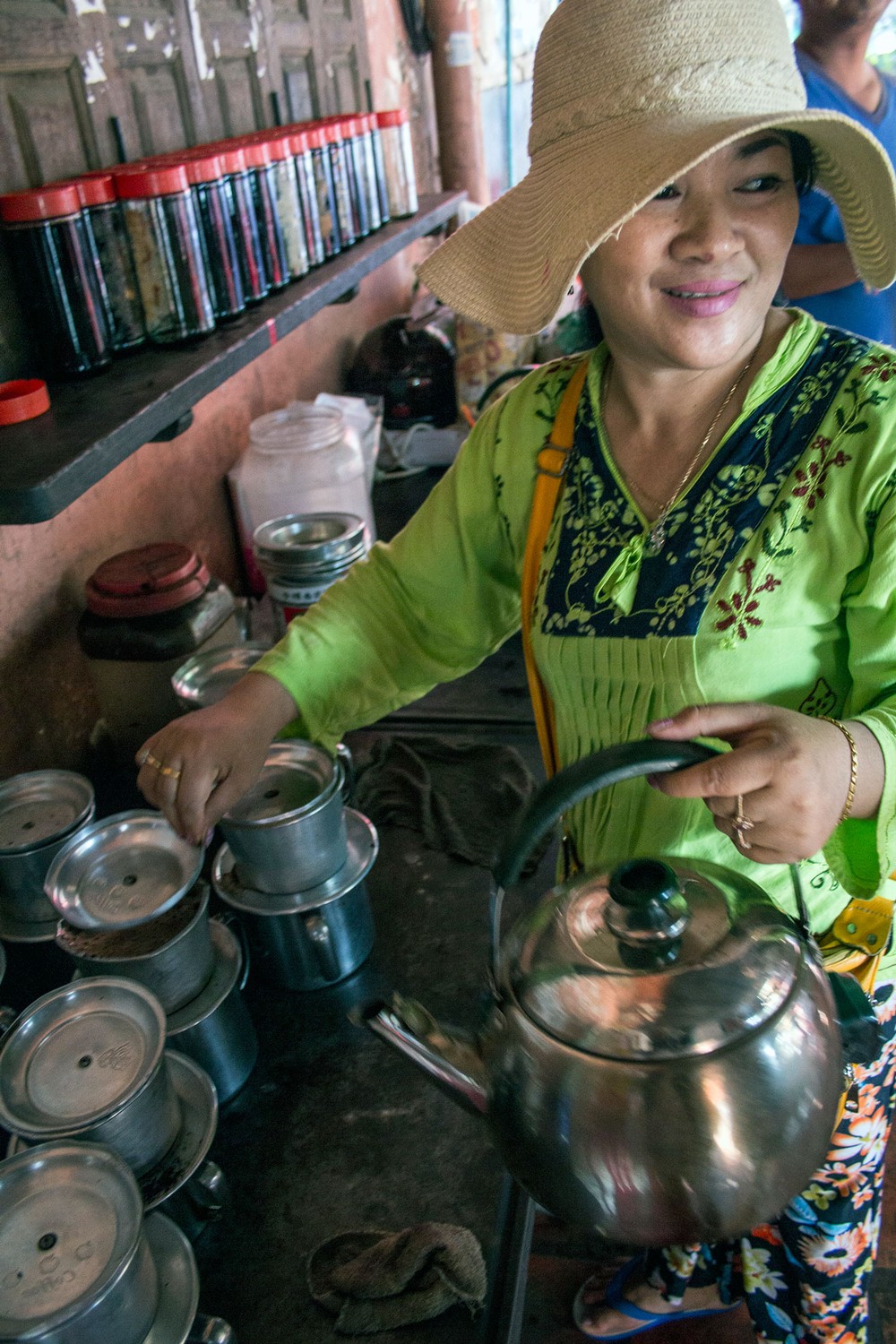 Makara-Cambodia-coffee-culture