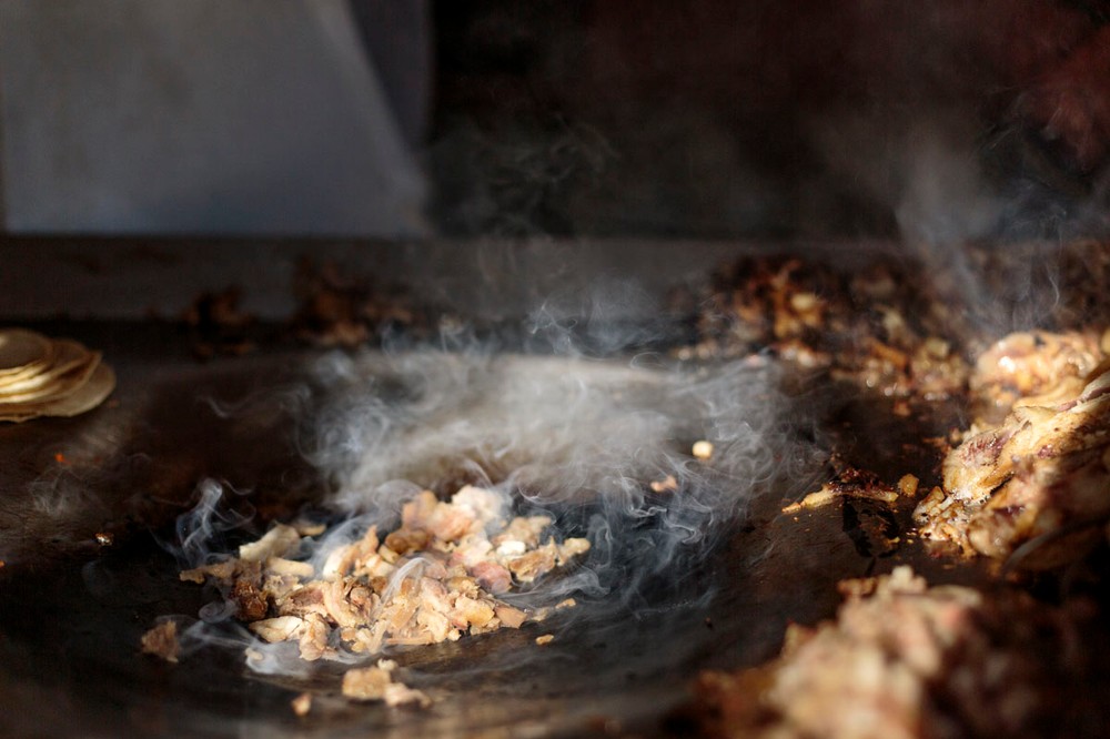 Carnitas con Daniel Ovadia - Munchies