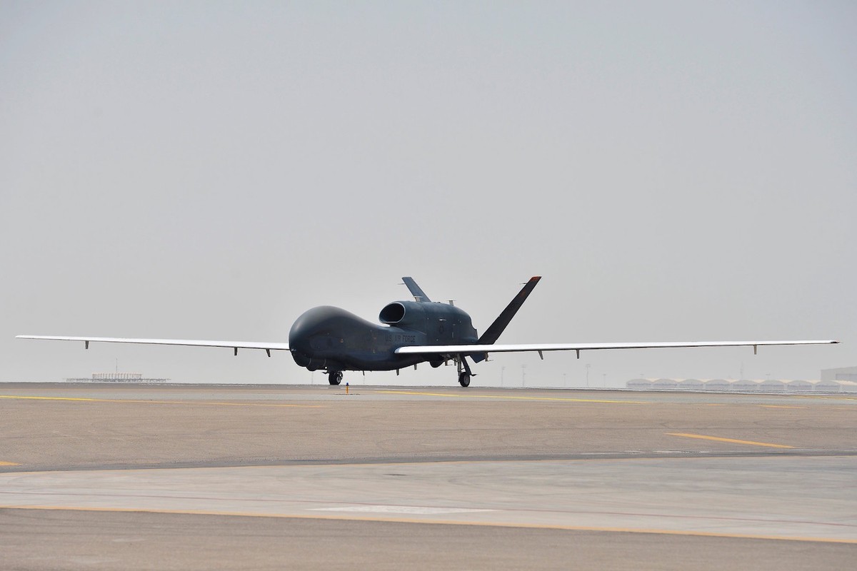 How the US Air Force’s Biggest Drones Help Set Up Attacks on ISIS ...