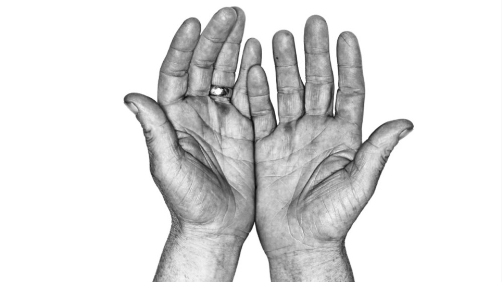1_Margot_Henderson_Rochelle_Canteen_Hands