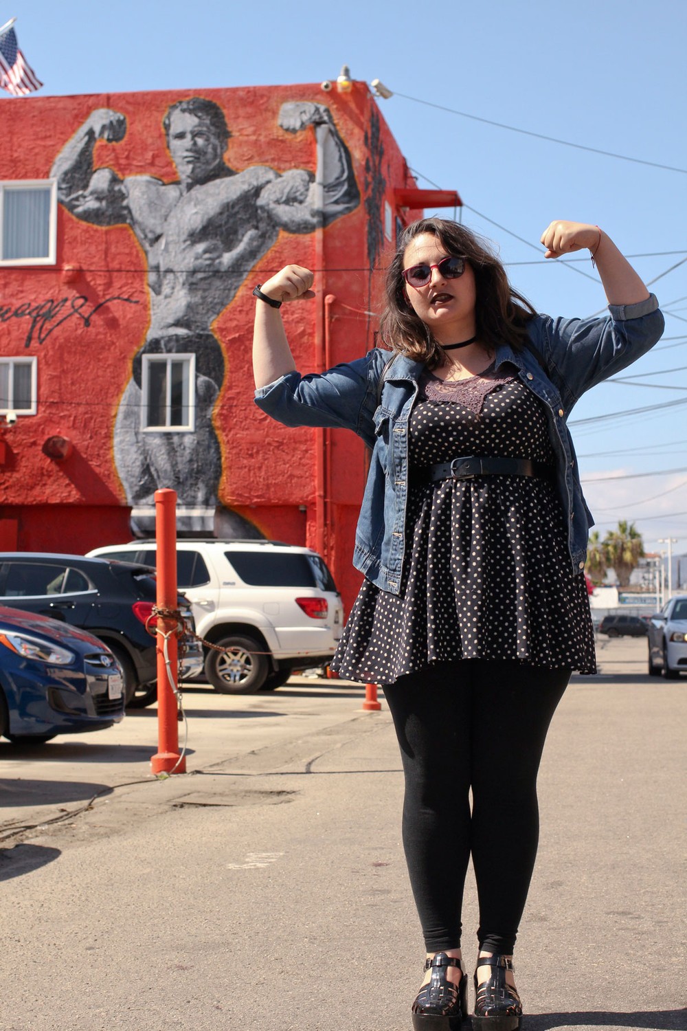 alison-with-muscle-beach