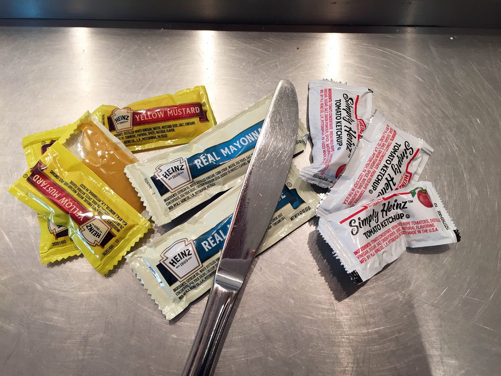 condiments_at_disneyland