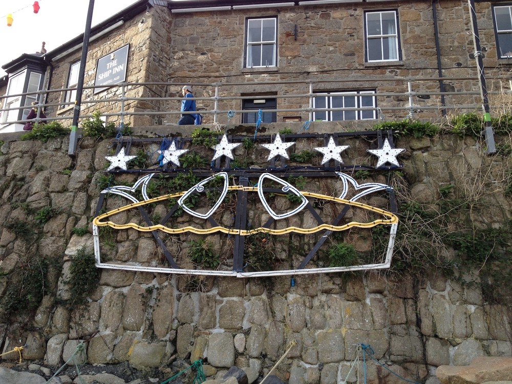 star-gazy-pie-town-sign