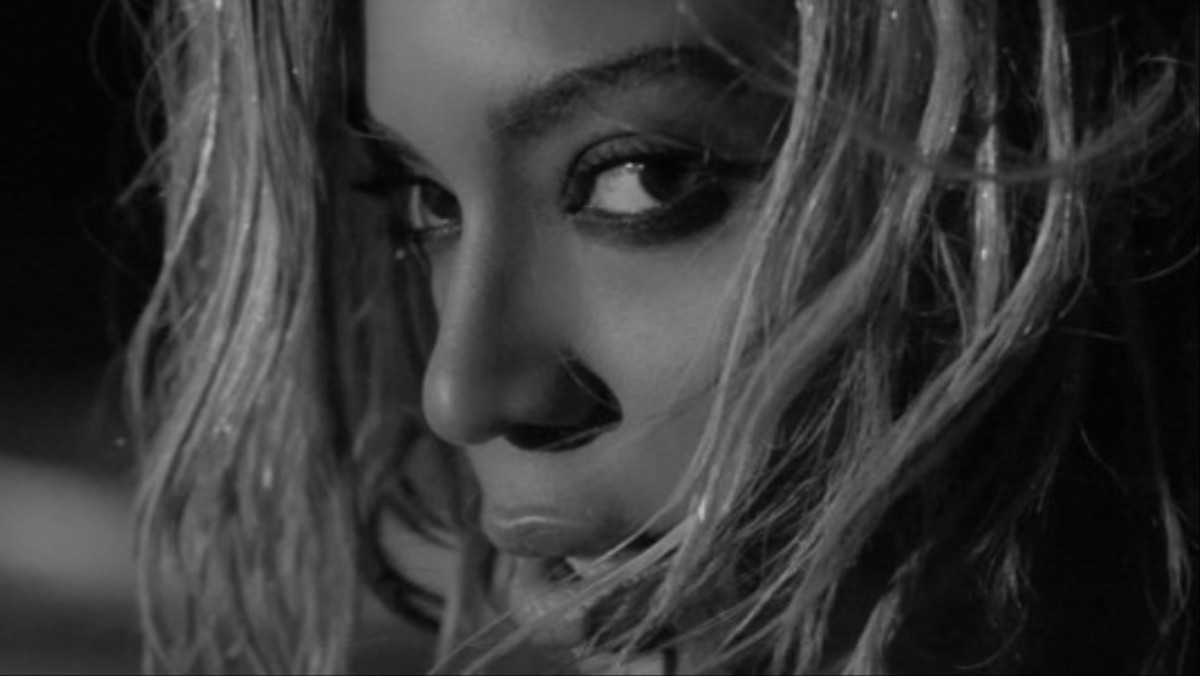 this-is-why-you-and-one-million-people-bought-beyonc-s-new-album