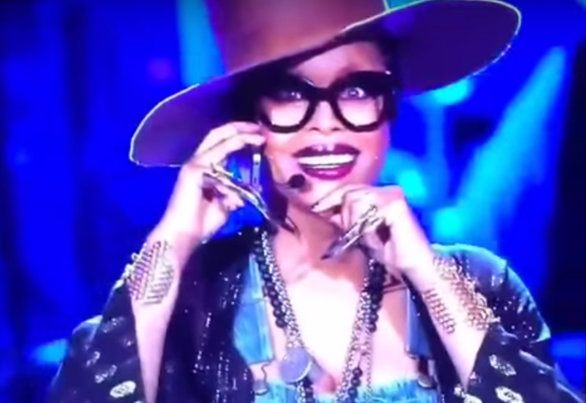 Erykah Badu Absolutely Rinsed Iggy Azalea At The Soul Train Awards Last Night