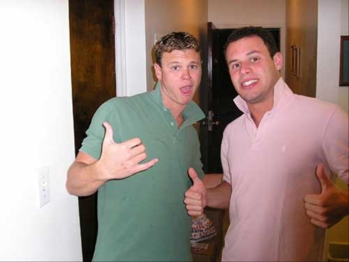 What Songs Should You Play at Your Frat Party? Reddit Has the Answers