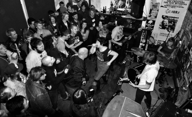 Listen to Cold Meat’s Terse and Taunting 80s Styled Punk