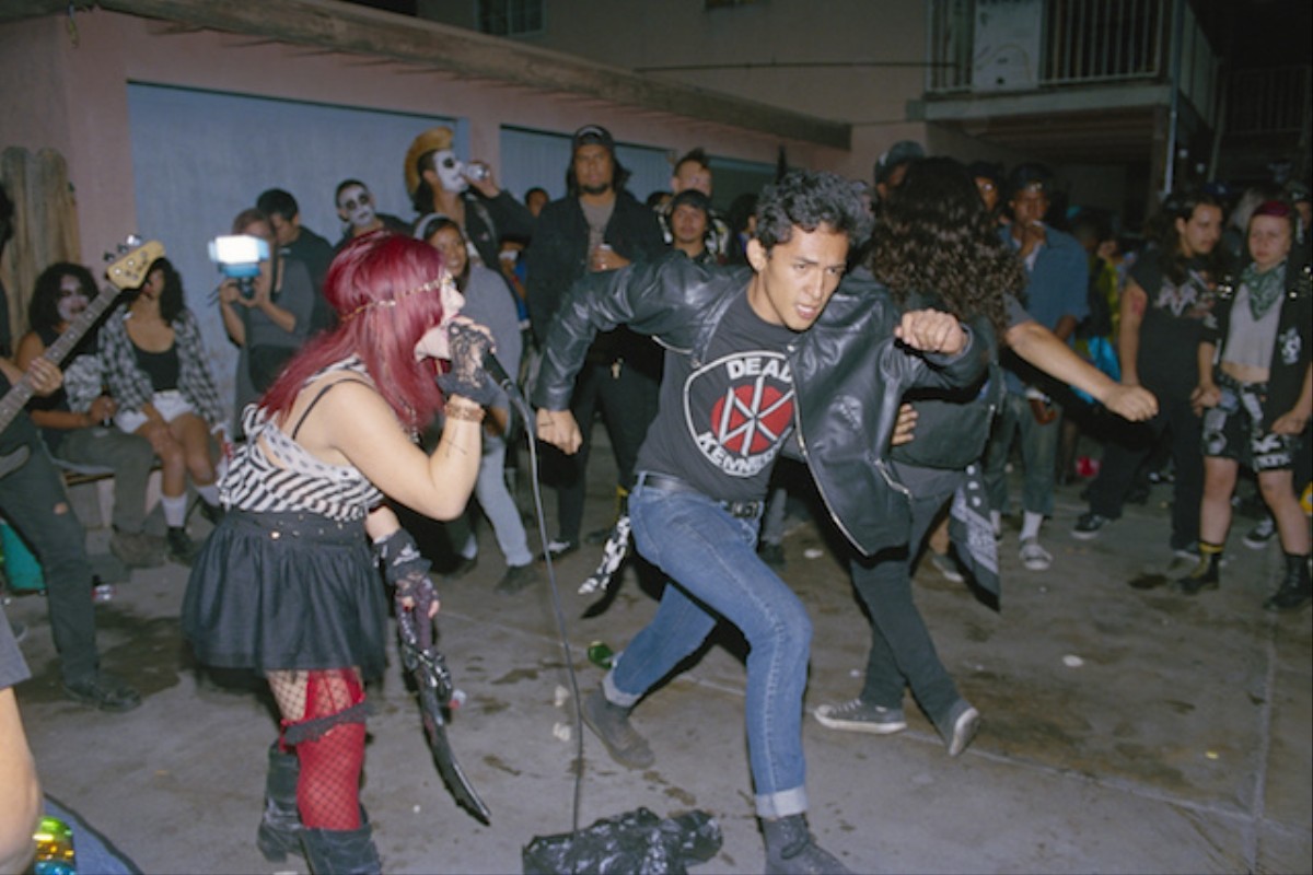 Los Punks Un Documental Sobre La Escena Del Punk Latino Underground En Los Ángeles Noisey