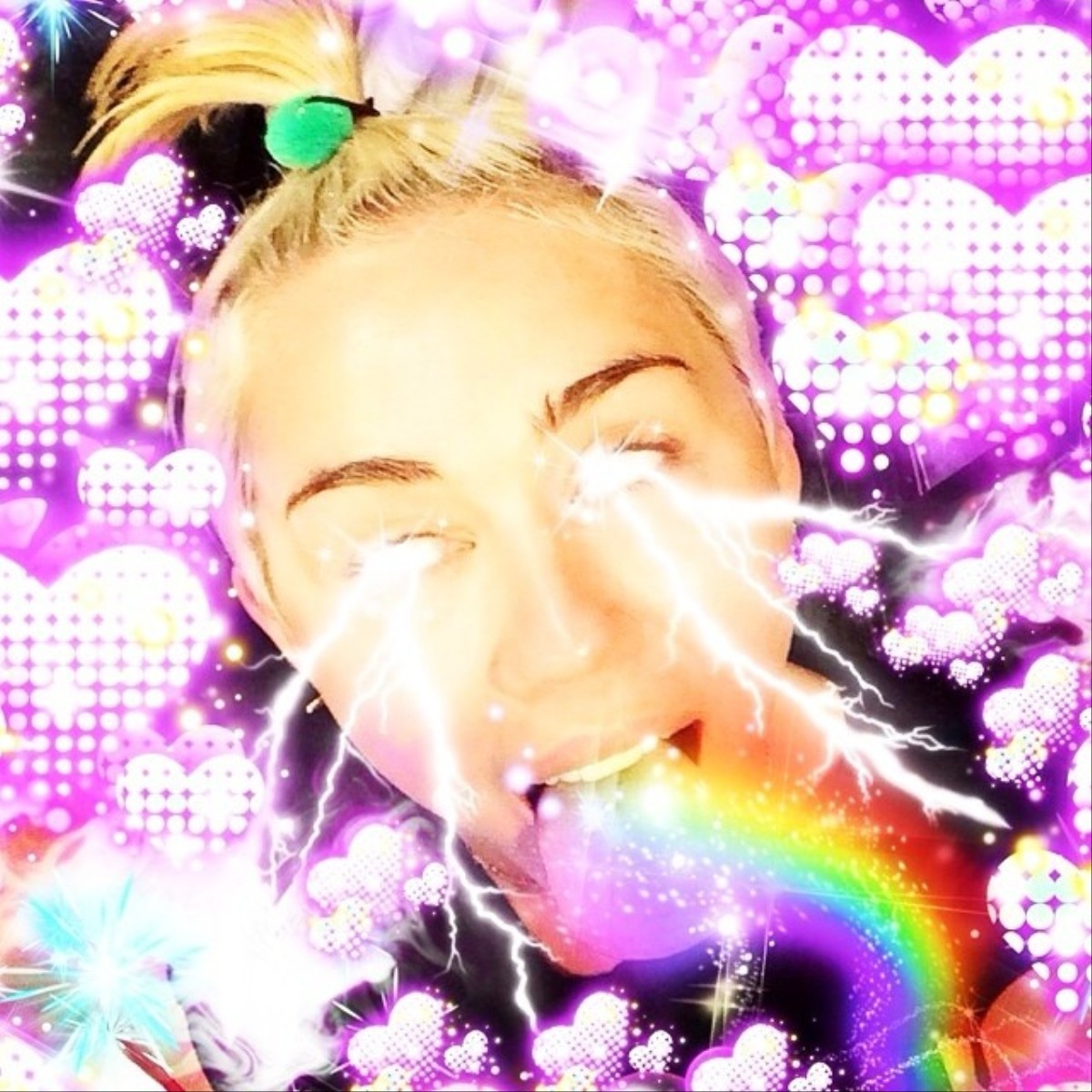 1200px x 675px - Miley Cyrus' Instagram Account Is Better Than a Million Art Museums Combined