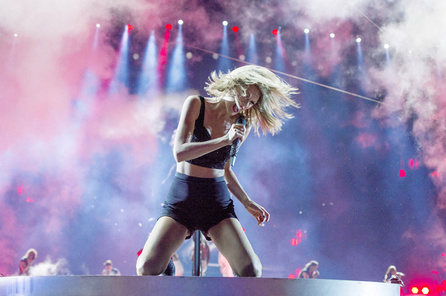 Taylor Swifts Shows At Las Staples Center Are Her Most Expensive In