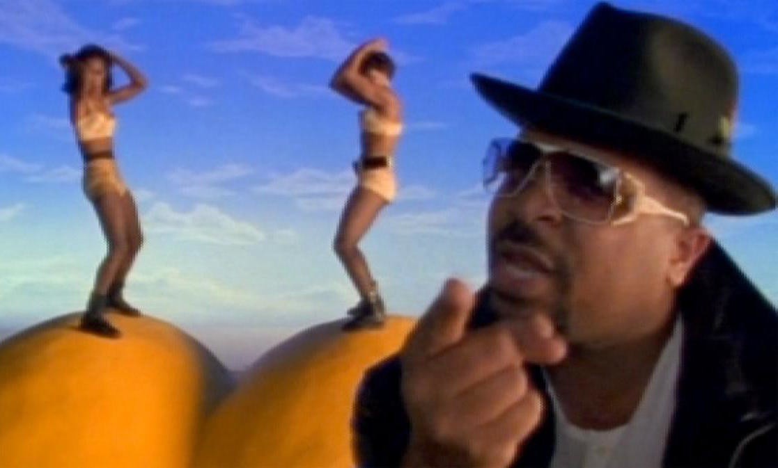 This Dude is Getting All of Sir Mix-A-Lot's Dirty Sexts After Acquiring His  Old Phone Number