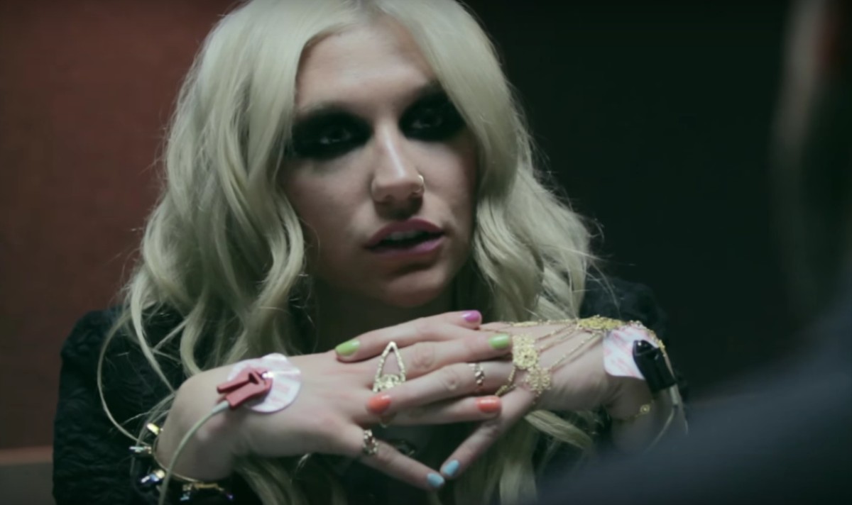 why-aren-t-more-male-pop-stars-speaking-up-for-kesha-vice