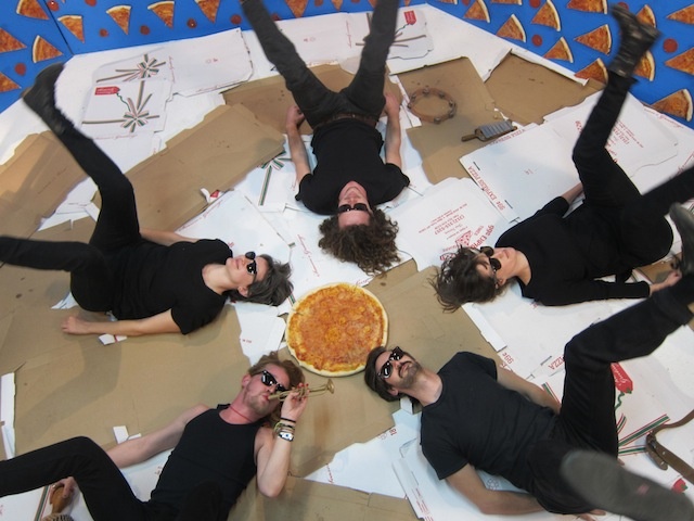 pizza underground macauley culkin