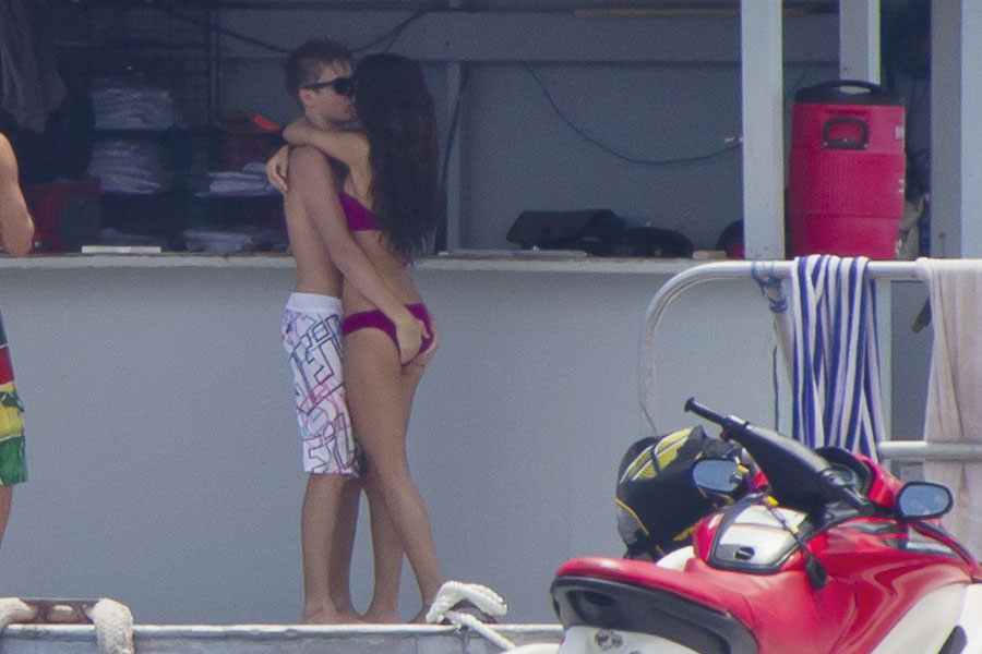 900px x 600px - Justin Bieber And Selena Gomez Broke Up. Now What?