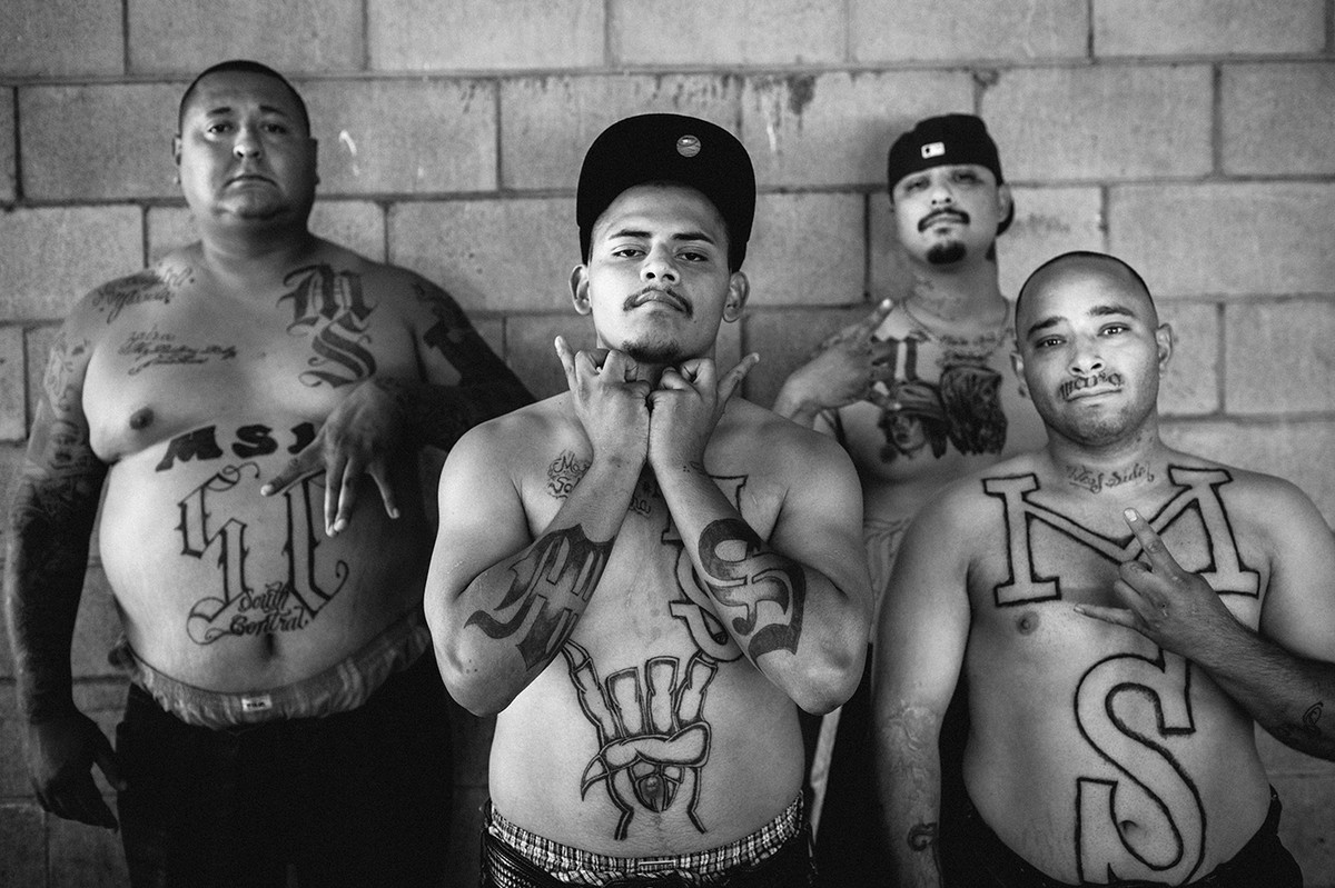 Photographing LA's Gang Wars