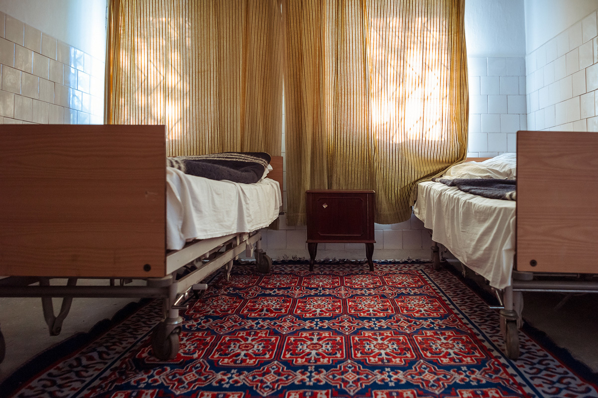 The Rooms Where Romanian Prisoners Have Sex Vice