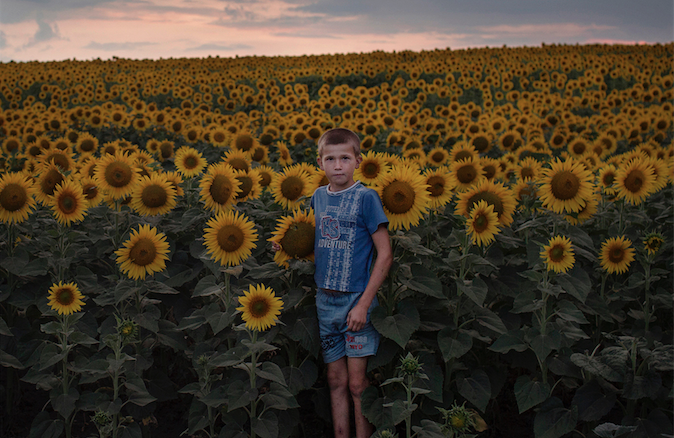 Photos Of Childhood In Europe S Poorest Nation VICE   Moldova Rural Poverty Europe Ukraine 1462984313 