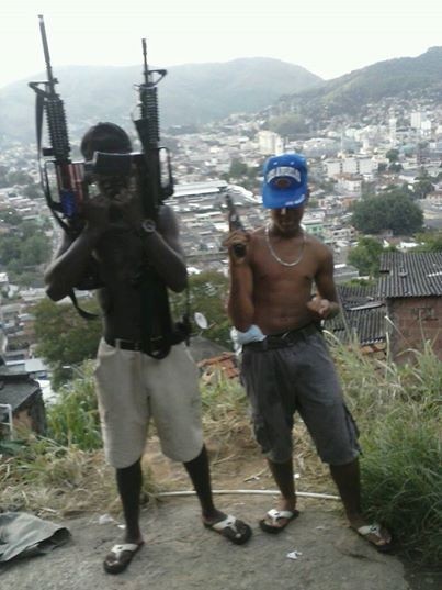 Brazilian Drug Dealers Love To Flaunt Their Guns Gold And Girls On Social Media