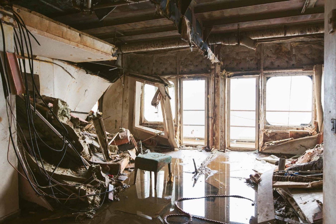 diese-fotos-vom-wrack-der-costa-concordia-sind-fast-unerlaubt-schoen-129-153-1453137056