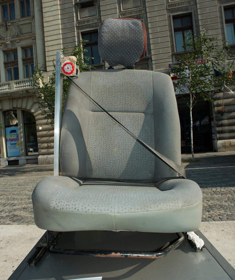 kathismata-autokinita-troxaia-330-1469453590
